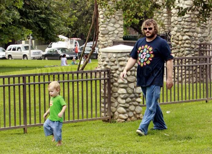 090208_jack_black_04.jpg