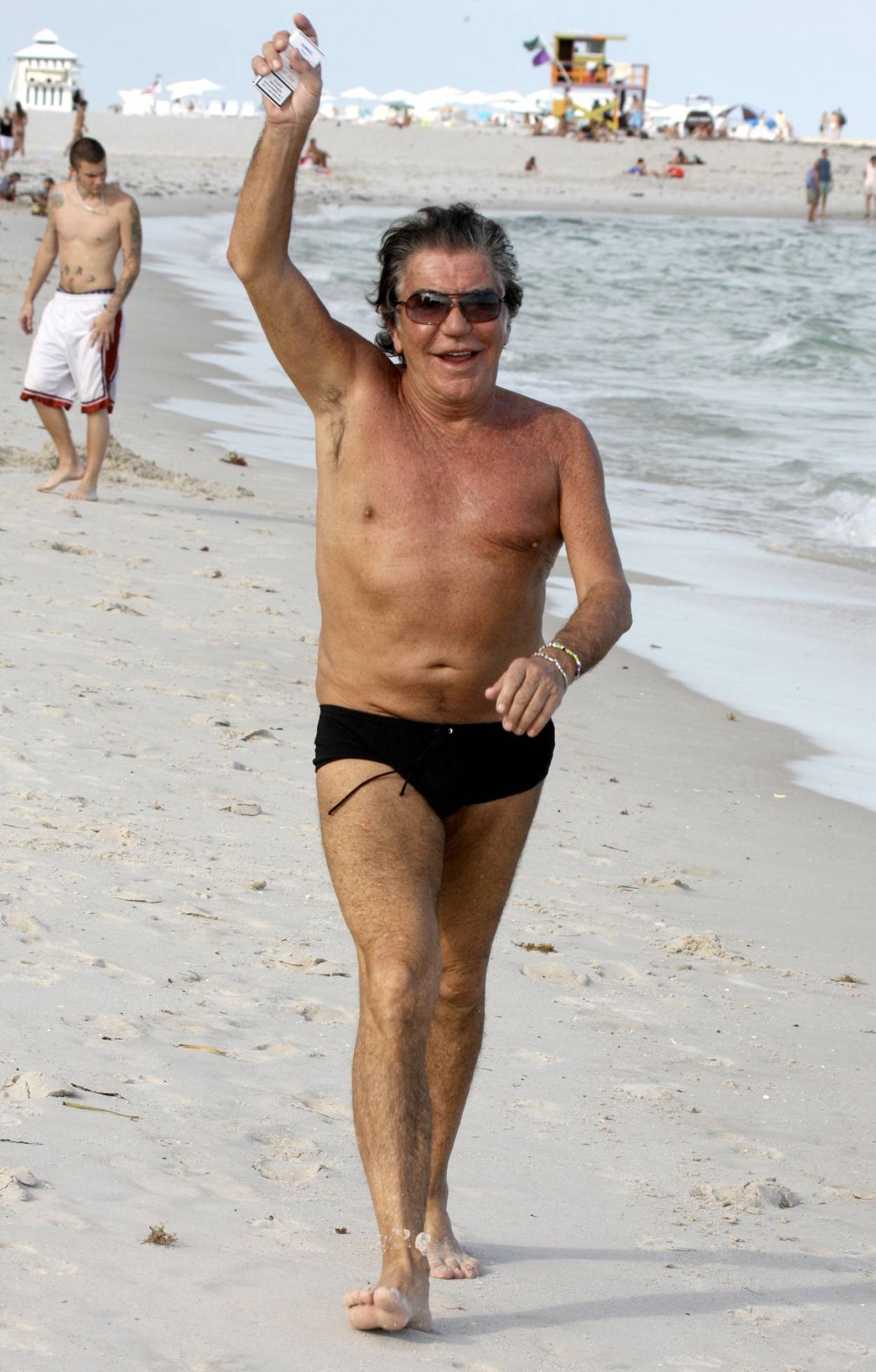102008-roberto-cavalli.jpg