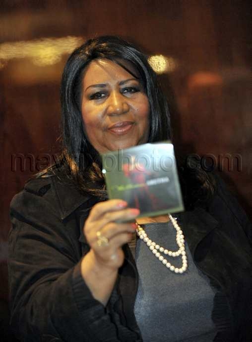 103008-aretha-franklin3.jpg