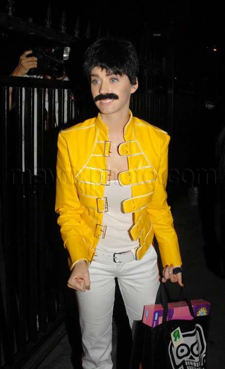 103008-katy-perry2.jpg