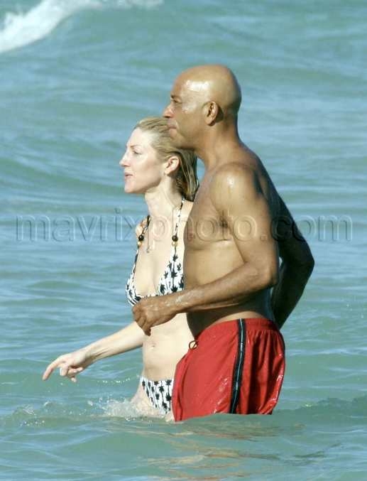 111708-russell-simmons2.jpg