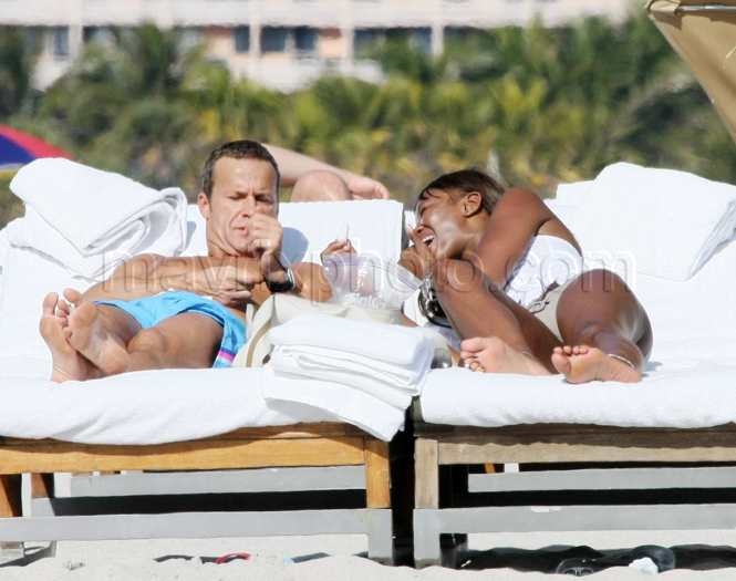 blog_naomi_beach_11.jpg