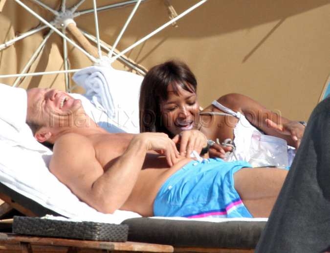 blog_naomi_beach_39.jpg