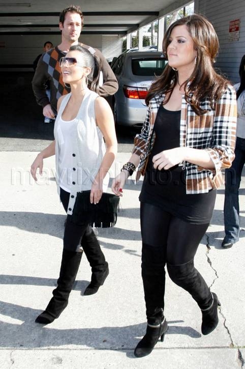blog_121008_khloe_kardashian_15.jpg