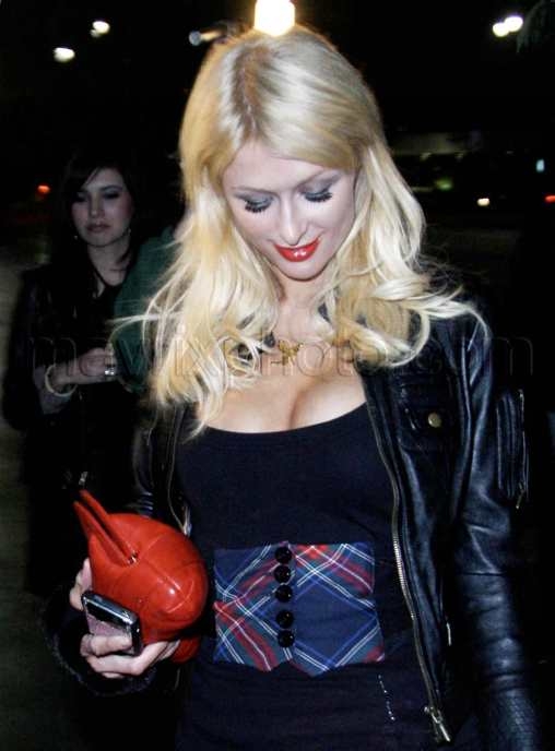 12208-paris-hilton2.jpg
