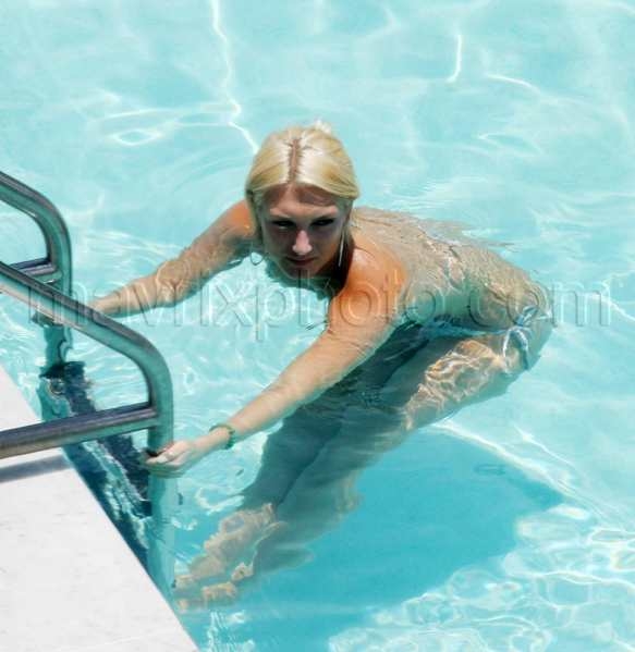 blog_brooke_pool_127.jpg