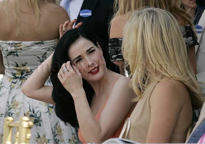 blog_dita_von_teese_02.jpg