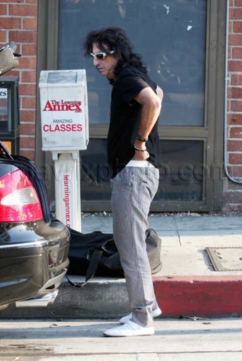 81608-alice-cooper4.jpg