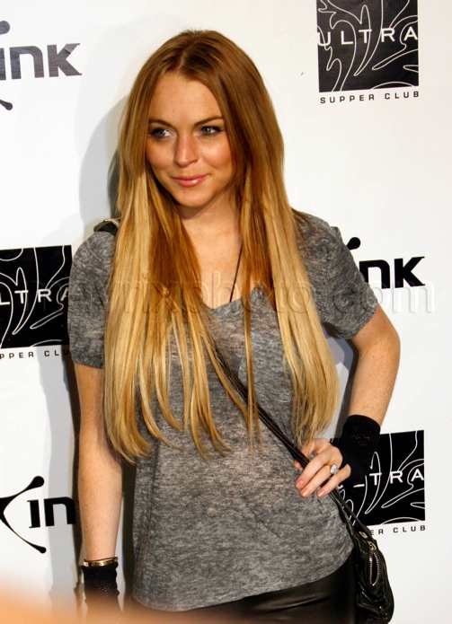 91308-lindsay-lohan-engagment4.jpg
