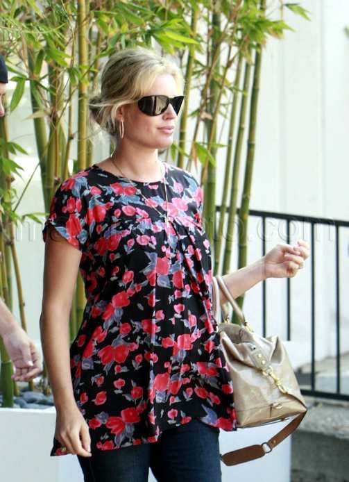 91308-rebecca-romijn.jpg