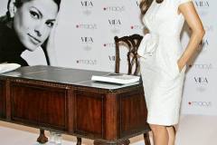 92008-eva-mendes8.jpg