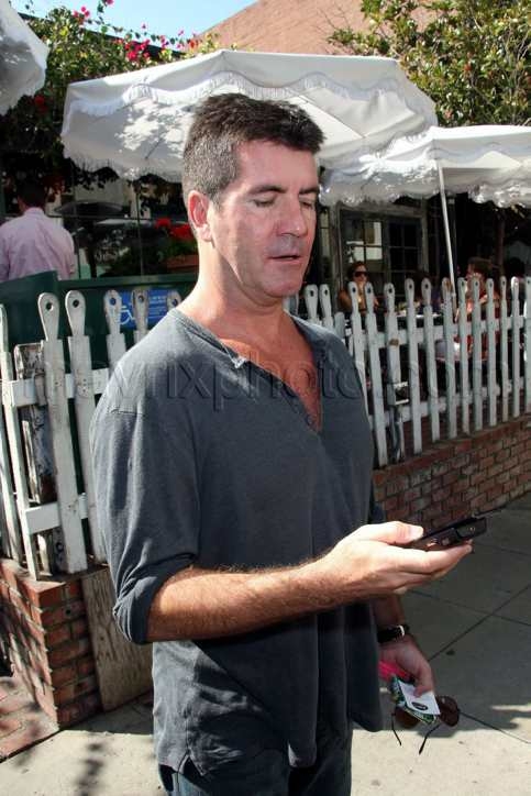 92508-simon-cowell-house2.jpg