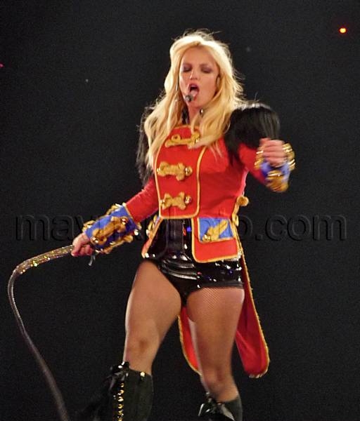 britney_spears_concert_MX0042009_921.jpg