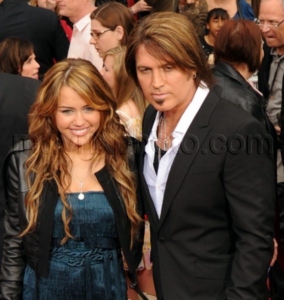 miley_mx004022009_1.jpg