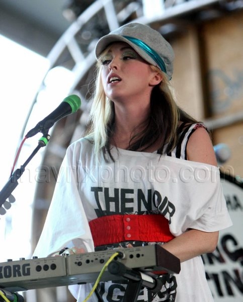 ting_tings_MX004172009_1.jpg