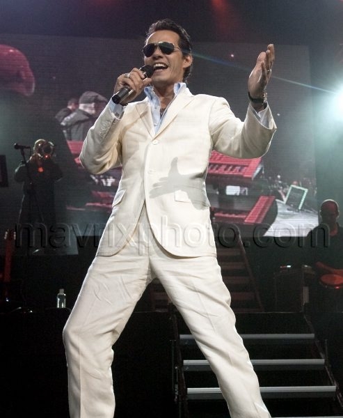 10_25_2009_marc_anthony_live_01.jpg