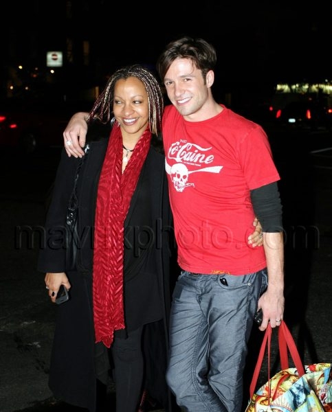 11_19_2009_Jason_Dottley_Debby_Holiday_NYC_1.jpg