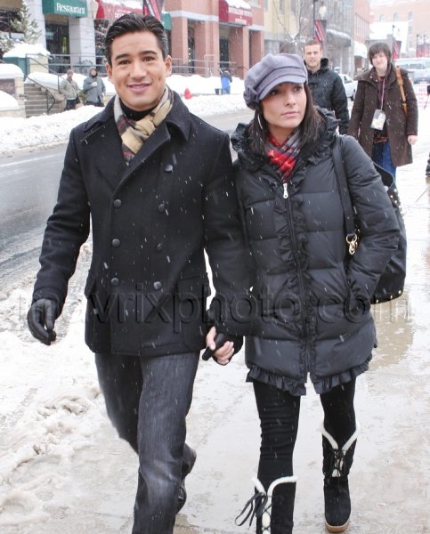 01_23_2010_Mario Lopez Debonaire Sundance_1.jpg