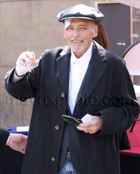 03_26_2010_Dennis Hopper Hollywood Star_1.jpg