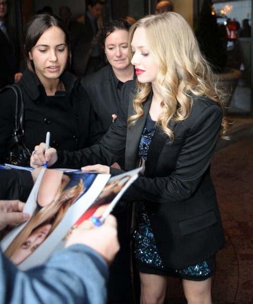 03_30_10_Amanda Seyfried Premiere Bound_90.jpg