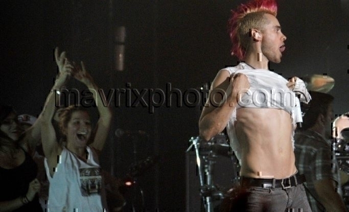 4_28_10_Jared Leto Six Pack_287.jpg