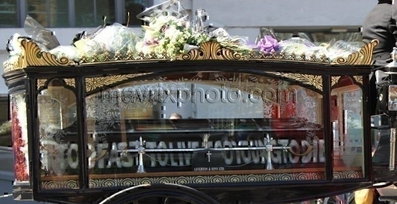 4_22_10_Malcolm McClaren Funeral_77.jpg