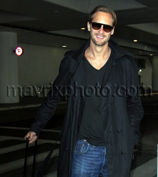 8_29_10_Alex Skarsgard LAX_509