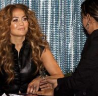 Jennifer Lopez CD Signing_5_4_11_81