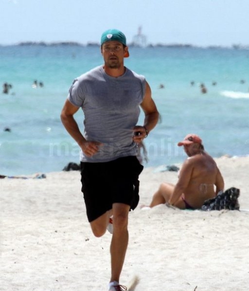 Josh Hot Jogging_9_13_11_01