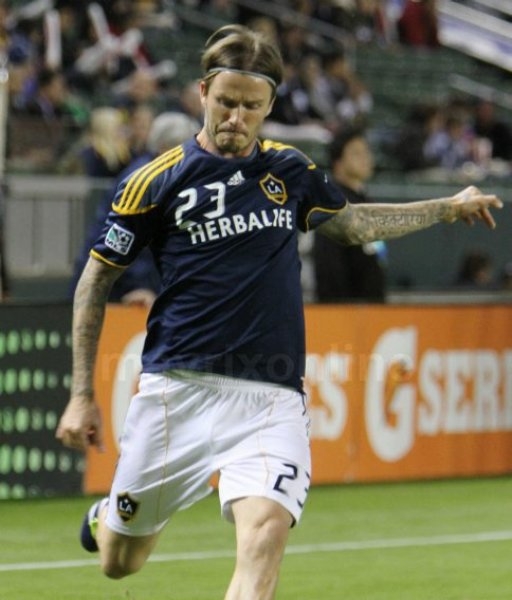 Galaxy Defeat NY Red Bulls 2-1_11_04_11_01