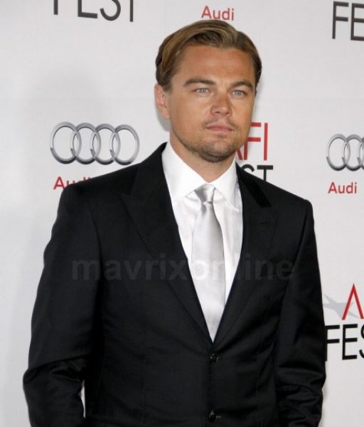 Leo DiCaprio LA J. Edgar Premiere_11_04_11_01