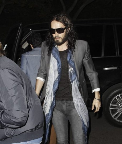 Russell Brand Settlement Reached_02_09_12_01