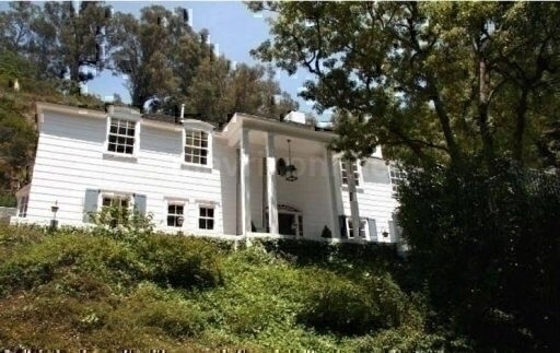 Lindsay Lohan New Home_5_17_12_02