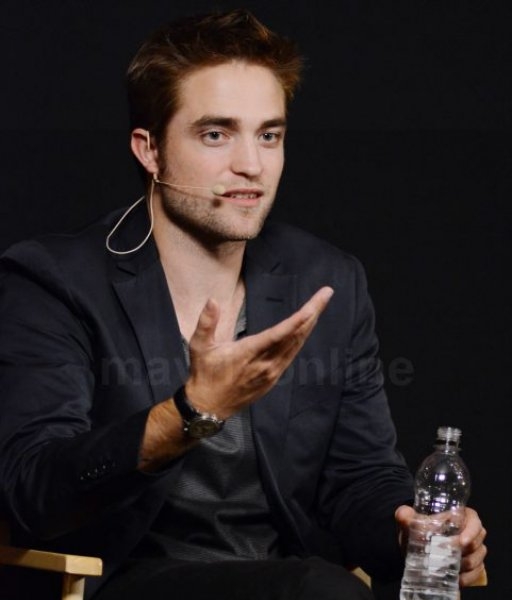 Robert Pattinson